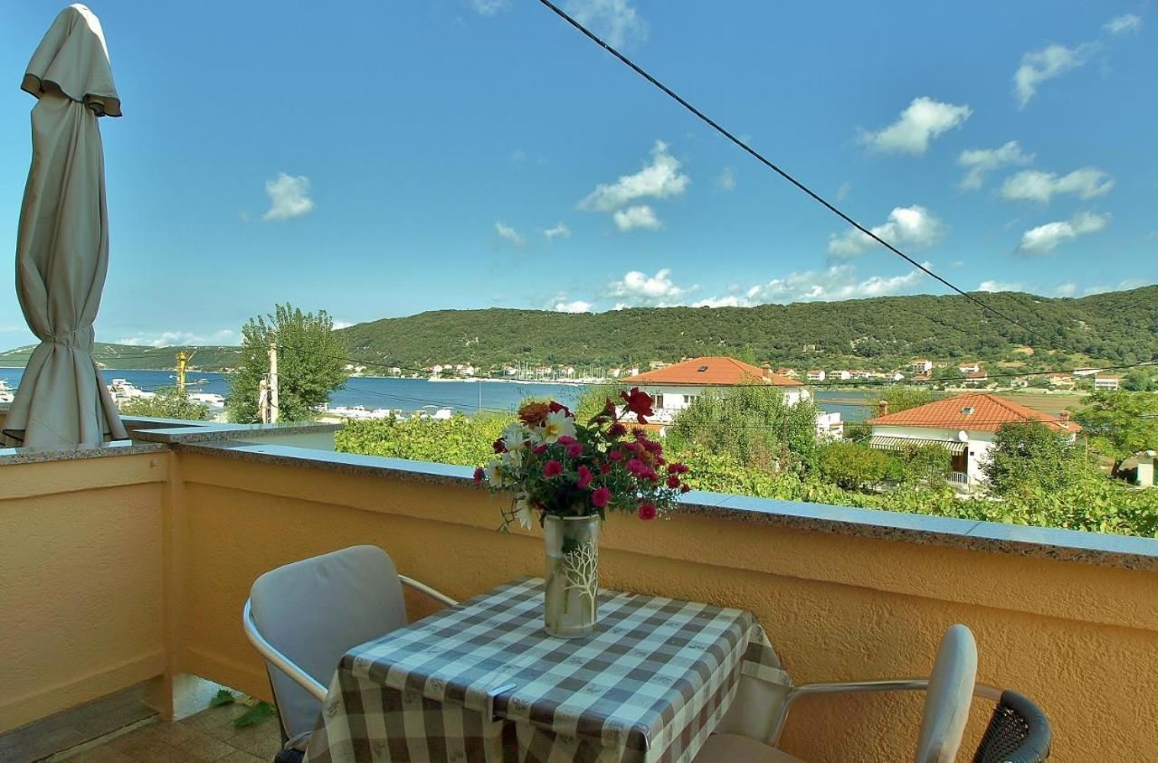 Apartments By The Sea Supetarska Draga - Donja, Rab - 4954 Exteriör bild